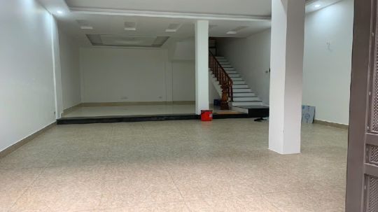 Cho thuê Liền kề Văn Phú LK20A diện tích 75m2 mặt tiền 6m hướng Đông Nam đường 12m nhà hoàn thiện cho thuê tầng 1 ngay ủy ban nhân dân Hà Đông #H5296.459